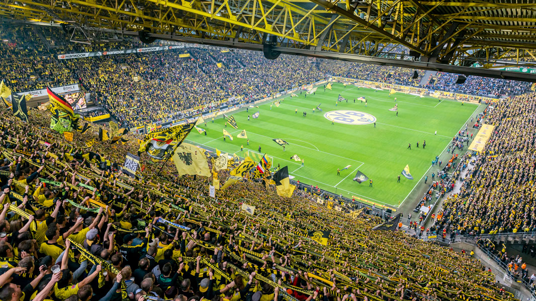 Finances and football combine in first digital report from Borussia ...