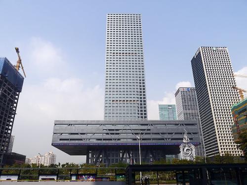 Chinese authorities boost Shenzhen as financial center 