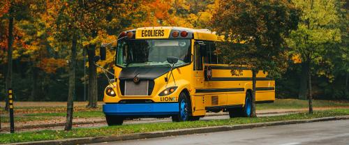 Electric school bus