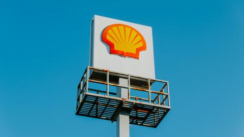 A shell sign. Photo by Jethro Carullo on Unsplash